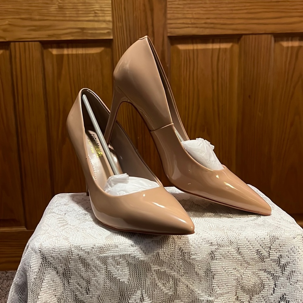 High heels memory foam, nice comfortable dress shoes